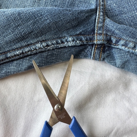 Old Navy Women's Vintage Y2K Denim Low-Waist Bootcut Jeans 10R Festival Rodeo - Picture 10 of 14